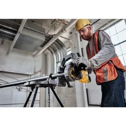 Sale 60V MAX FLEXVOLT Brushless Lithium-Ion Cordless Pipe Threader Kit with Die Heads and 2 Batteries (9 Ah) Threading Tools