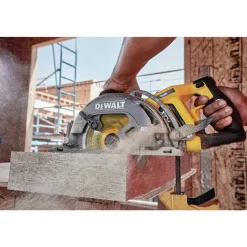 60V MAX FLEXVOLTBrushless Lithium-Ion 7-1/4 in. Cordless Worm Drive Style Saw (Tool Only) Circular Saws|Scroll Saws