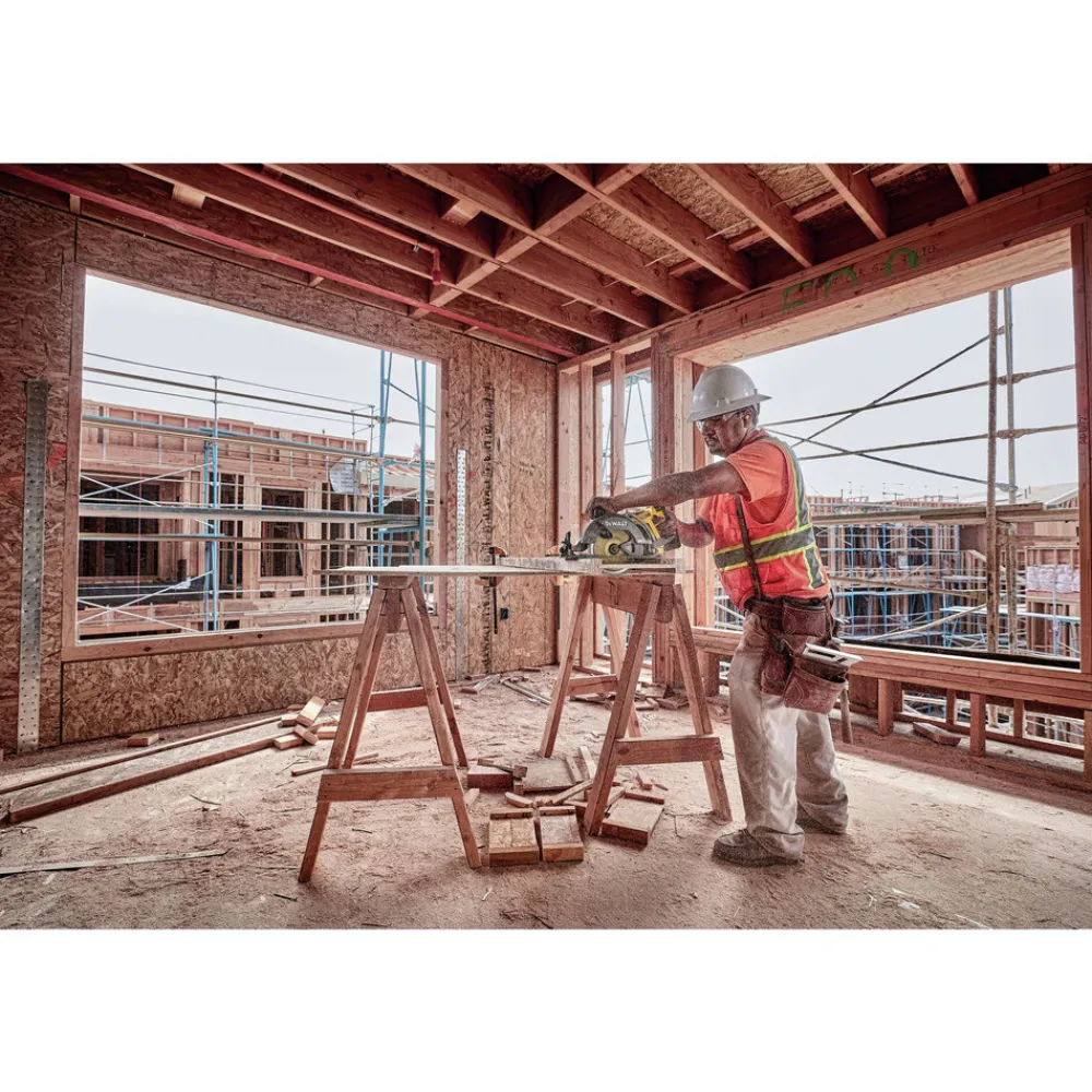 60V MAX FLEXVOLTBrushless Lithium-Ion 7-1/4 in. Cordless Worm Drive Style Saw (Tool Only) Circular Saws|Scroll Saws