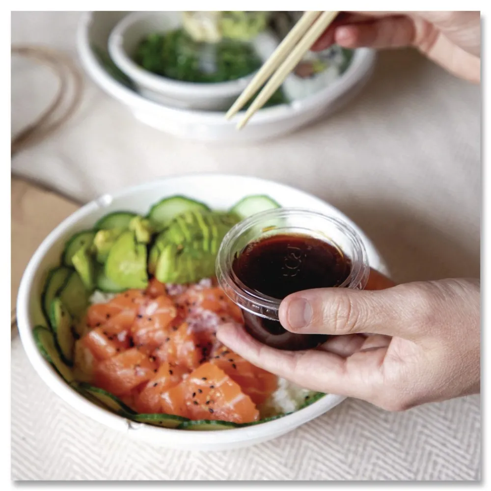 32 oz. Vanguard Renewable and Compostable Sugarcane Bowls - White (400/Carton) Tabletop And Serveware