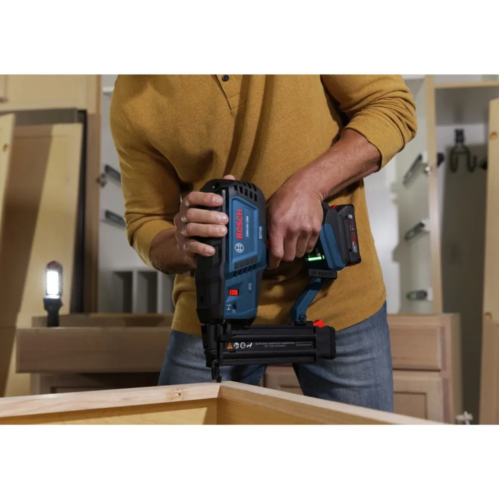 Hot Factory Reconditioned 18V Lithium-Ion Brushless Cordless 18-Gauge Brad Nailer Kit (2 Ah) Nailers & Staplers