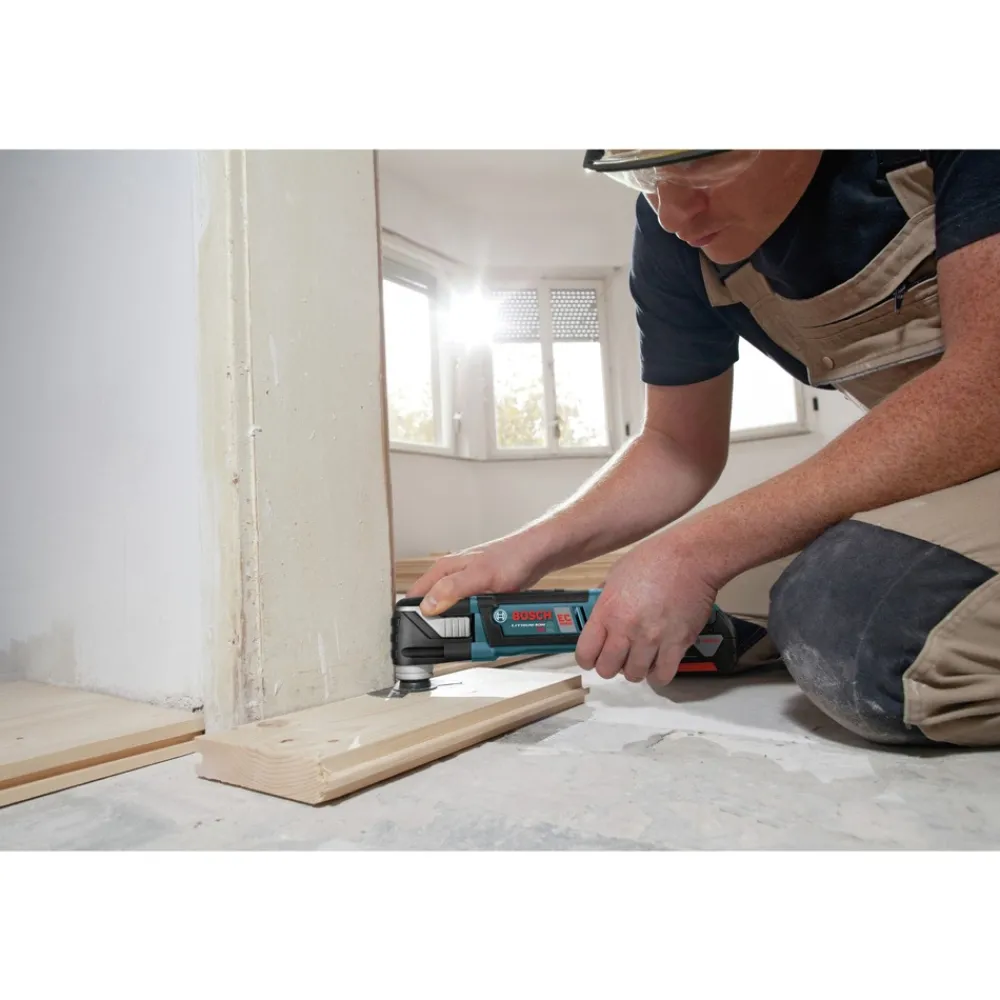 Discount Factory Reconditioned 18V Brushless Lithium-Ion Cordless Starlock Oscillating Multi-Tool and Drill Driver Combo Kit with 2 Batteries (2 Ah/4 Ah) Combo Kits