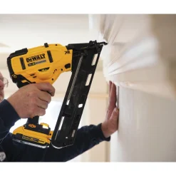 Online Factory Reconditioned 20V MAX XR 15 Gauge Cordless Angled Finish Nailer Nailers & Staplers