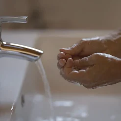 Clearance 12.2 oz Hand Wash - Warm Oak Scent (12/Carton) Cleaning & Janitorial Supplies