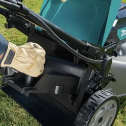 New 40V MAX XGT Brushless Lithium-Ion 21 in. Cordless Self-Propelled Commercial Lawn Mower Kit with 2 Batteries (4 Ah) Lawn Mowers