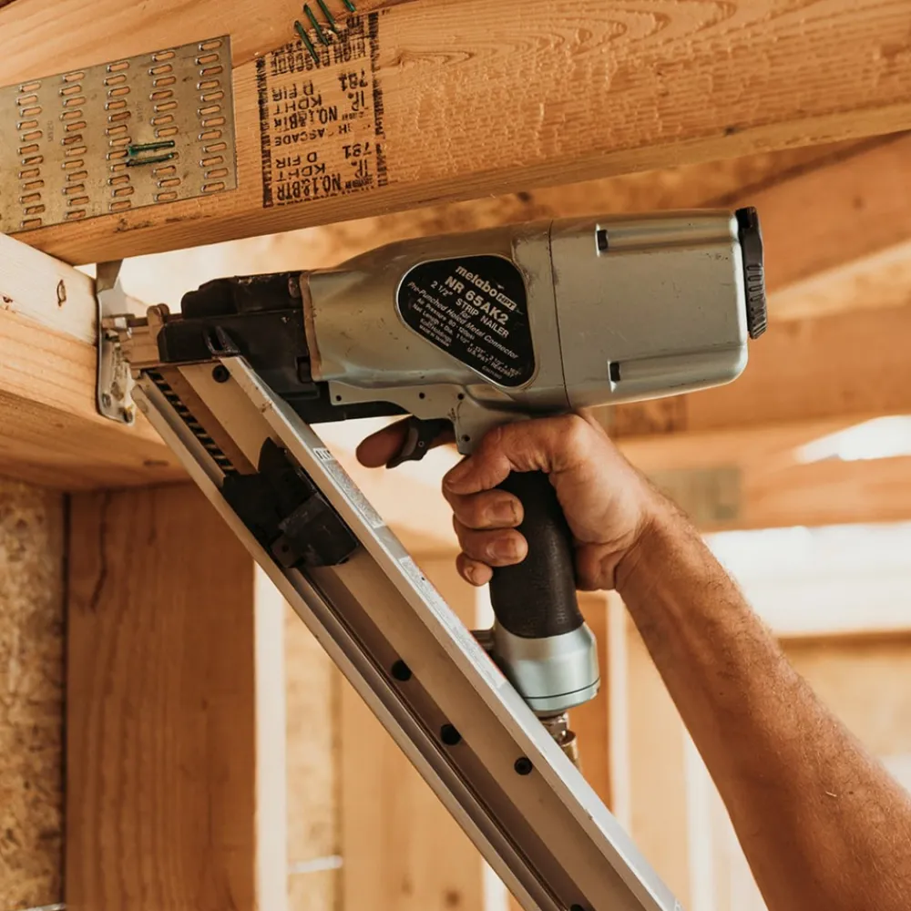 NR65AK2SM 36-Degree 2-1/2 in. Strap-Tite Fastening System Metal Connector Strip Nailer with Short Magazine Pneumatic Nailers And Staplers