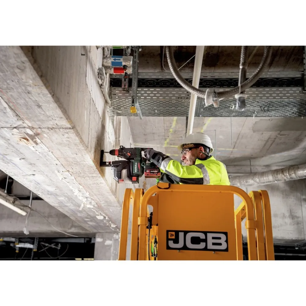 KH 18 LTX BL 28 Q SET ISA 18V Brushless Lithium-Ion 1-1/8 in. SDS-Plus Cordless Combination Hammer (Tool Only) Combo Kits