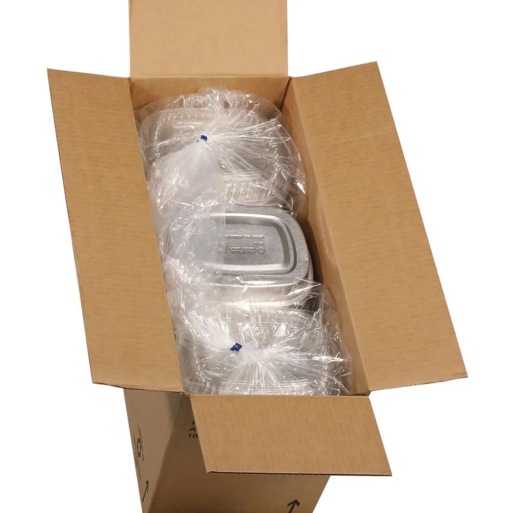 Hot Y6708PET 8.2 in. x 6.2 in. x 1.3 in. 22 oz. Classic Carry-Out Aluminum Container with PET Dome Lid - Silver/Clear (100/Carton) Tabletop And Serveware