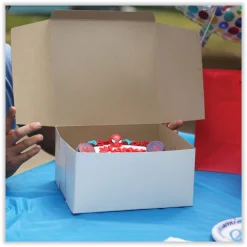 Discount 6 in. x 4.45 in. x 2.75 in. Standard Paper Bakery Boxes - White (250/Carton) Tabletop And Serveware