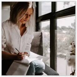 Clearance Signo 207 Bold 1 millimeter Retractable Gel Pen - Black Ink/Smoke/Black Barrel (1-Dozen) Pens, Pencils & Markers