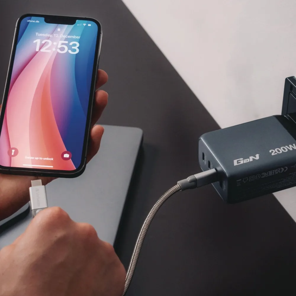 Online 200 Watts 4-Port GaN Wall Charger - Black/Gray Office Electronics & Batteries