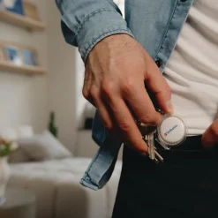 Hot My Finder Bluetooth Coin Tracker for Apple iOS - Black/White (2/Pack) Office Electronics & Batteries